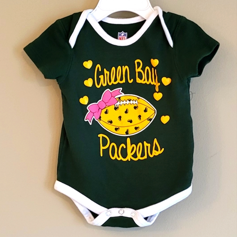 NFL Green Bay Packers green onesie/bodysuit